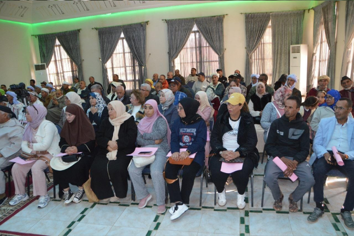 عزيز هيلالي يترأس اجتماع المجلس الإقليمي لحزب الاستقلال ببوعرفة عزيز هيلالي يترأس اجتماع المجلس الإقليمي لحزب الاستقلال ببوعرفة