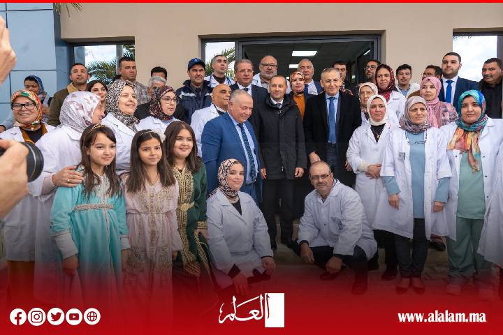 إعطاء انطلاقة خدمات 15 مركزا صحيا حضريا وقرويا بجهة الشرق إعطاء انطلاقة خدمات 15 مركزا صحيا حضريا وقرويا بجهة الشرق