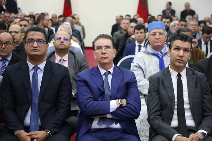 عامل الحسيمة يترأس مراسيم المشاركة في المناظرة الوطنية للجهوية المتقدمة عامل الحسيمة يترأس مراسيم المشاركة في المناظرة الوطنية للجهوية المتقدمة