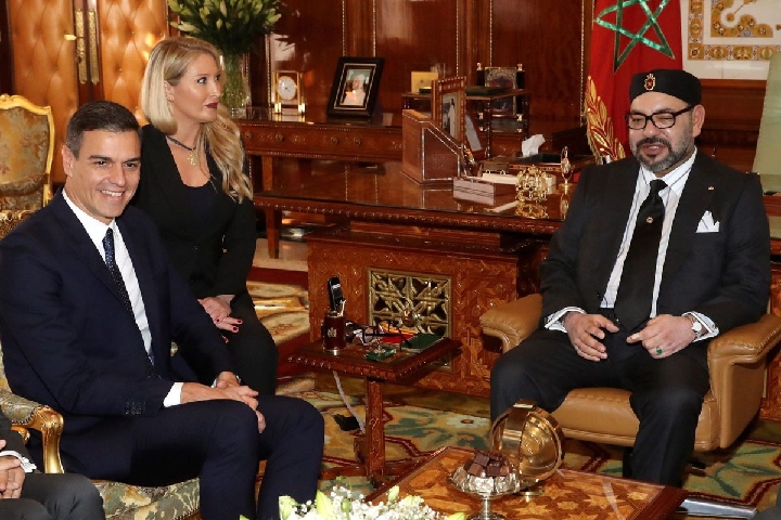 بيدرو سانشيز: إسبانيا تثمن عاليا جهود جلالة الملك من أجل الاستقرار الإقليمي بيدرو سانشيز: إسبانيا تثمن عاليا جهود جلالة الملك من أجل الاستقرار الإقليمي