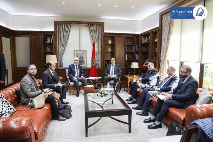 الوزير بركة يستقبل مورو لتسريع مشاريع البنيات التحتية بجهة الشمال الوزير بركة يستقبل مورو لتسريع مشاريع البنيات التحتية بجهة الشمال