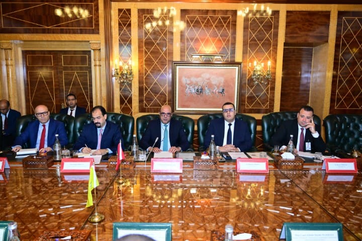 رئيس مجلس المستشارين يستقبل رئيس برلمان المجموعة الاقتصادية والنقدية لوسط إفريقيا رئيس مجلس المستشارين يستقبل رئيس برلمان المجموعة الاقتصادية والنقدية لوسط إفريقيا