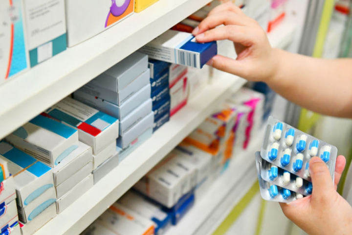 خبراء يحذرون من التأثيرات الخطيرة لسوء استخدام الأدوية والمكملات الغذائية خبراء يحذرون من التأثيرات الخطيرة لسوء استخدام الأدوية والمكملات الغذائية