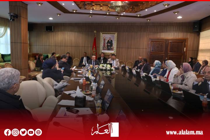 بالإجماع.. مجلس المستشارين يصادق على مشروع قانون يتعلق بمدونة الأدوية والصيدلة بالإجماع.. مجلس المستشارين يصادق على مشروع قانون يتعلق بمدونة الأدوية والصيدلة