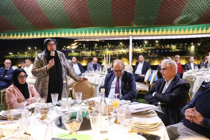 نزار بركة يترأس لقاءً تواصليًا بأكادير لمناقشة تحديات الماء والطرق وتعزيز العمل الحزبي نزار بركة يترأس لقاءً تواصليًا بأكادير لمناقشة تحديات الماء والطرق وتعزيز العمل الحزبي