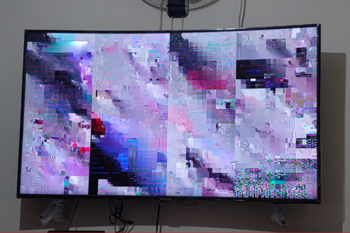 "الهاكا" تتفاعل مع شكايات المواطنين بسبب غياب البث والتشويش "الهاكا" تتفاعل مع شكايات المواطنين بسبب غياب البث والتشويش