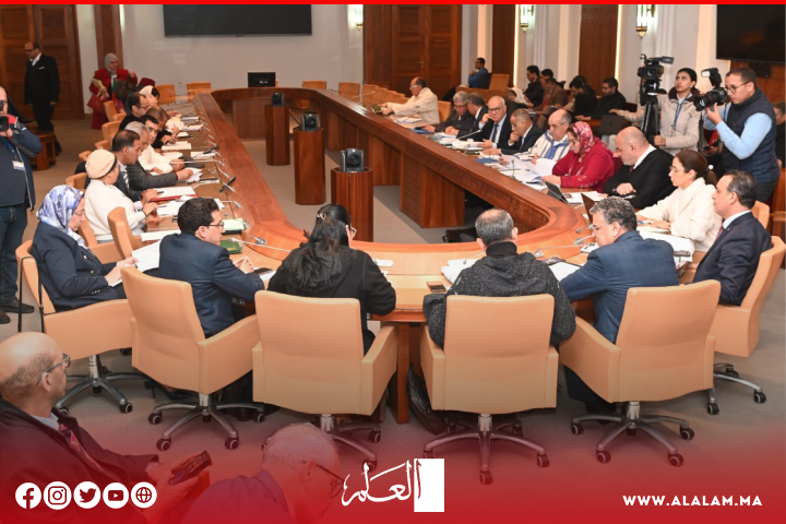 حوار ساخن بين وزير العدل والبرلمانيين والسبب.. حماية المال العام والفساد حوار ساخن بين وزير العدل والبرلمانيين والسبب.. حماية المال العام والفساد