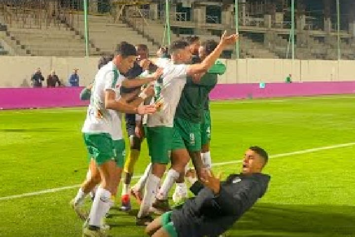 مطالب لفتح تحقيق في اعتداءات على صحافيين خلال مباراة النادي القنيطري وأولمبيك الدشيرة مطالب لفتح تحقيق في اعتداءات على صحافيين خلال مباراة النادي القنيطري وأولمبيك الدشيرة