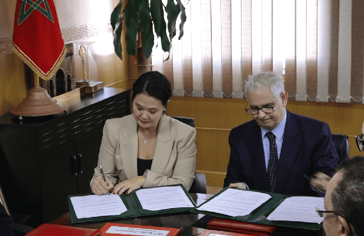 نزار بركة يستقبل حزب القوة الشعبية البيروفي بالرباط نزار بركة يستقبل حزب القوة الشعبية البيروفي بالرباط