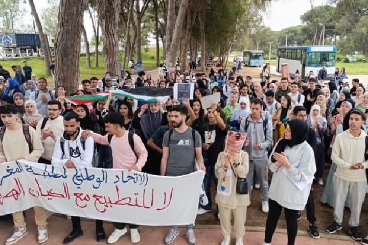 مسيرة طلابية نوعية بالعرائش تضامنا مع فلسطين