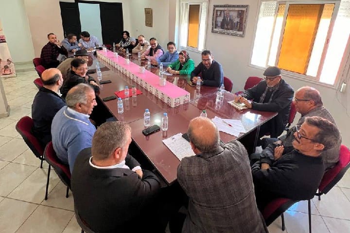 الرابطة الوطنية للصحافيين الاستقلاليين تؤسس مكتبها الجهوي بطنجة تطوان الحسيمة وتنتخب عبد العزيز حيون منسقًا جهويًا الرابطة الوطنية للصحافيين الاستقلاليين تؤسس مكتبها الجهوي بطنجة تطوان الحسيمة وتنتخب عبد العزيز حيون منسقًا جهويًا