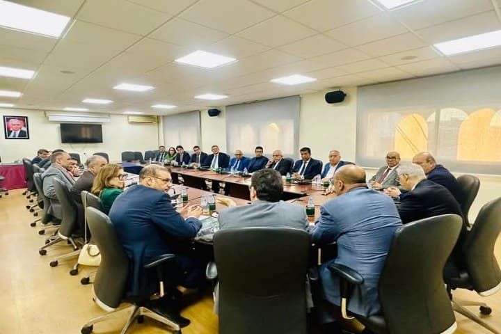 حزب الاستقلال يتدارس مستجدات القضية الوطنية ويتابع الدينامية التنظيمية بمختلف الأقاليم حزب الاستقلال يتدارس مستجدات القضية الوطنية ويتابع الدينامية التنظيمية بمختلف الأقاليم