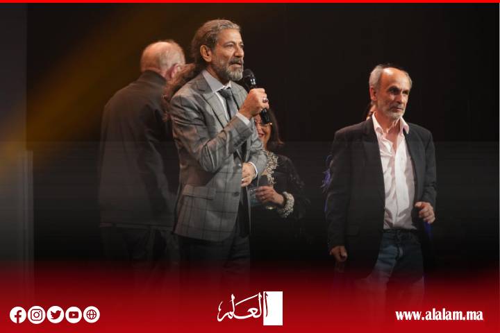 الحسيمة تتلألأ بسحر السينما: انطلاق مبهِر للدورة الرابعة من مهرجان الفيلم الدولي