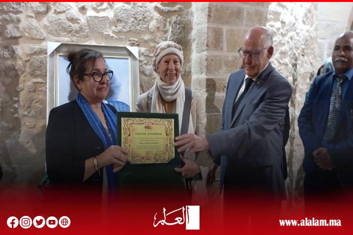 باب برج مراكش يفتح ذراعيه لتيار تشكيلي مغربي يسعى لكتابة اسمه عالميًا