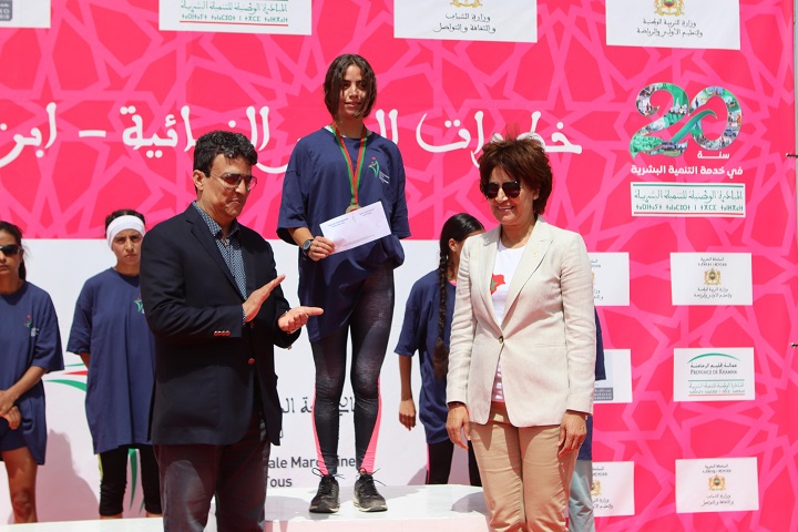 مشاركة مكثفة في "خطوات النصر النسائية" ببن جرير
