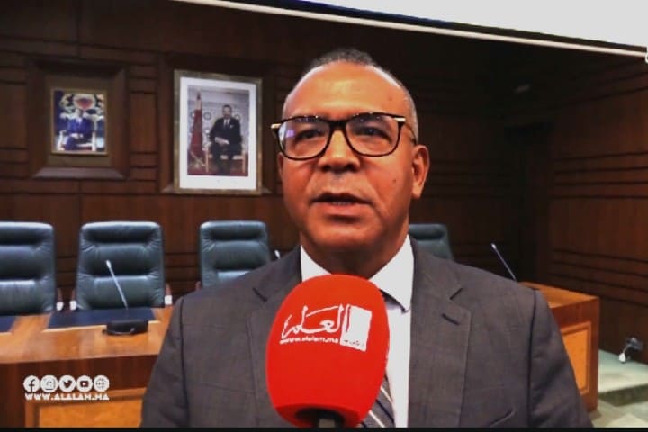في ندوة صحافية بالرباط.. "نارسا" تكشف تفاصيل إجراءات ترقيم السيارات الموجهة نحو الخارج