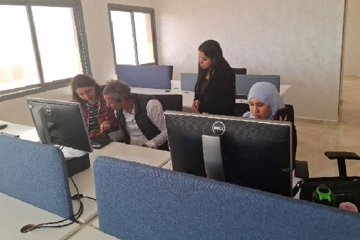 الداخلة تحتضن الإطلاق الرسمي لبرنامج "انطلاقة" لدعم وتمويل المقاولات بالجهة