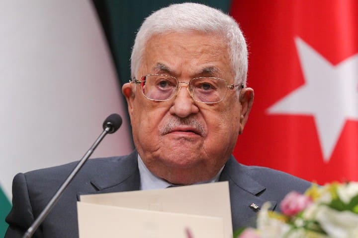 الرئيس الفلسطيني محمود عباس يعزي أسرة الفقيد محمد بنجلون الأندلسي