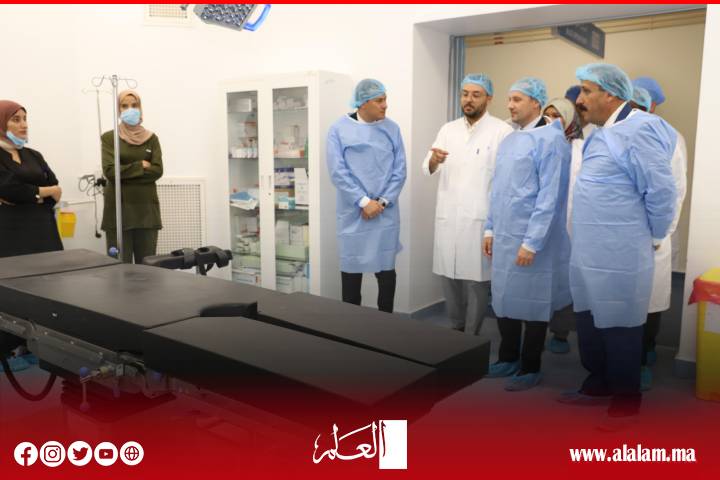 وزير الصحة يقوم بزيارة لمرافق المركز الاستشفائي الإقليمي لتنغير