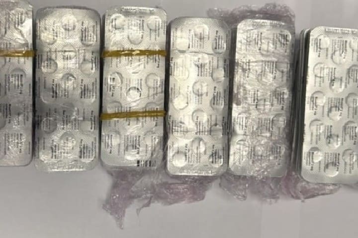 الفنيدق.. توقيف شخص بباب سبتة متورط في تهريب دولي للأقراص المهلوسة الفنيدق.. توقيف شخص بباب سبتة متورط في تهريب دولي للأقراص المهلوسة