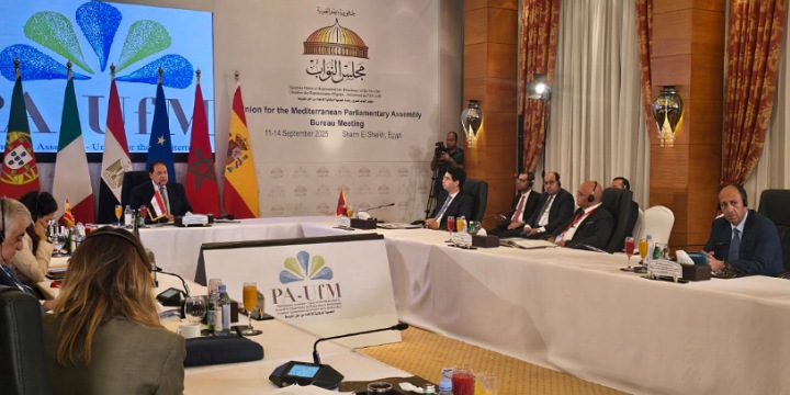 زيدوح يؤكد بشرم الشيخ على حق الشعب الفلسطيني في السلام زيدوح يؤكد بشرم الشيخ على حق الشعب الفلسطيني في السلام