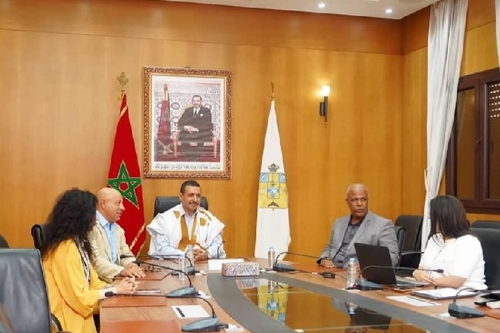 وفد صحافي إيطالي يستكشف مؤهلات الداخلة… الوجهة الصاعدة للاستثمار والتعاون الدولي