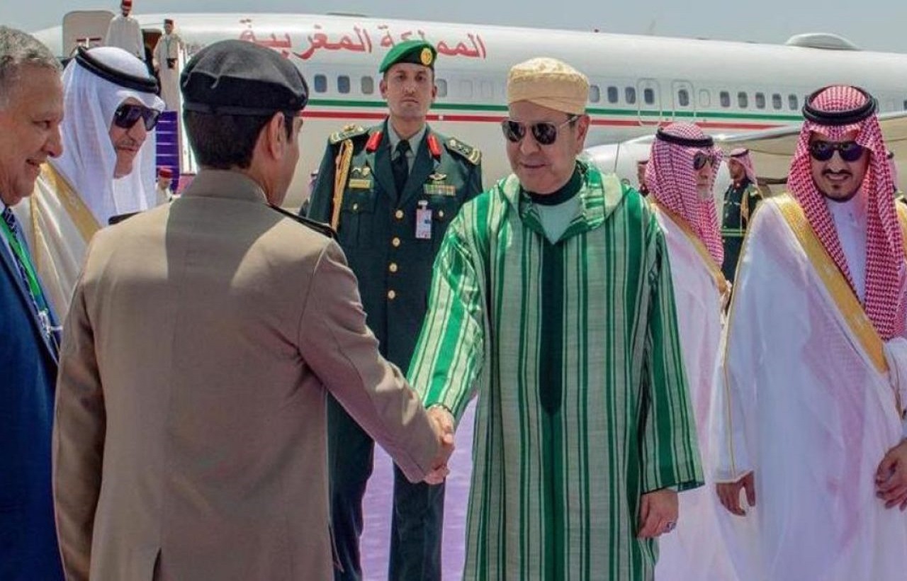 مولاي رشيد يمثل جلالة الملك في القمة العربية الإسلامية الطارئة بالدوحة