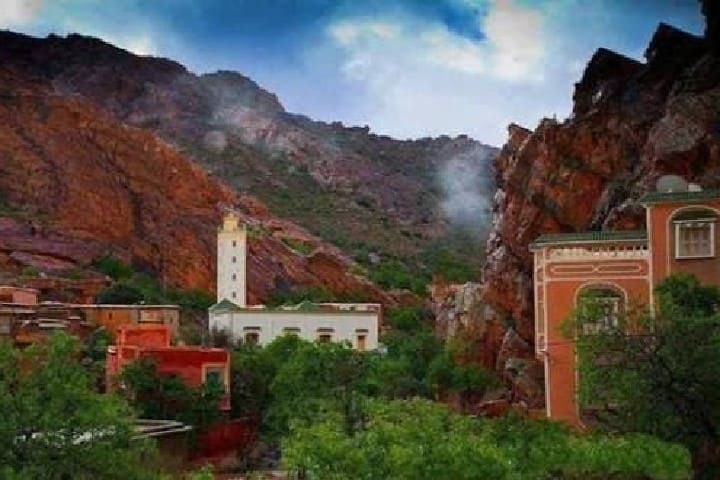 فتح 1239 مسجدا من أصل 2217 مسجدا متضررا من زلزال الحوز أمام المصلين
