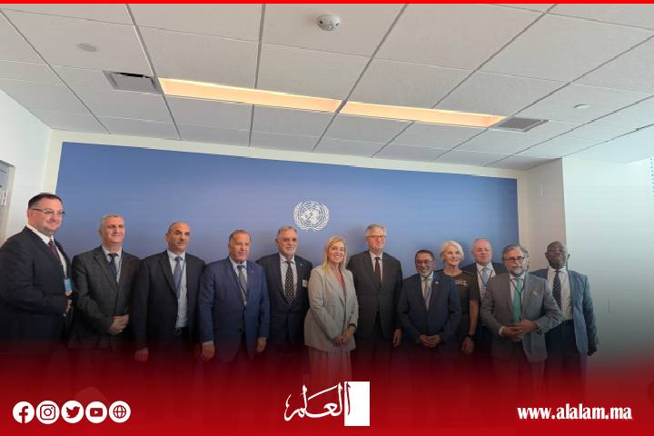 وفد برلمان البحر الأبيض المتوسط المشارك في الدورة 80 للجمعية العامة للأمم المتحدة يلتقي السيد "جان بيير لاكروا" لبحث قضايا حفظ السلام الدولية