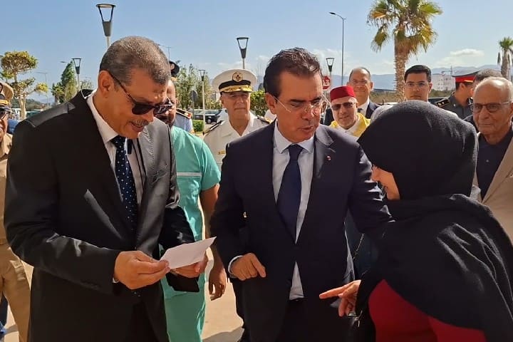 عامل الحسيمة يواكب مبادرة إنسانية كبرى لجراحة العيون