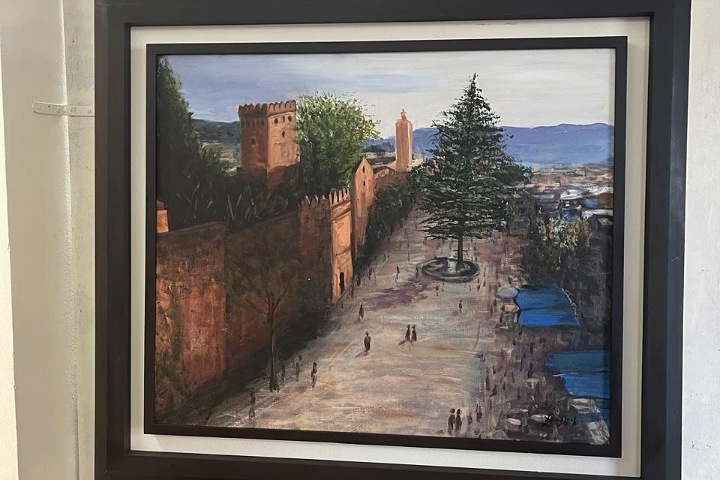 لوحات بألوان مدينة شفشاون ورائحتها في قاعة "أكد للفنون بالرباط"