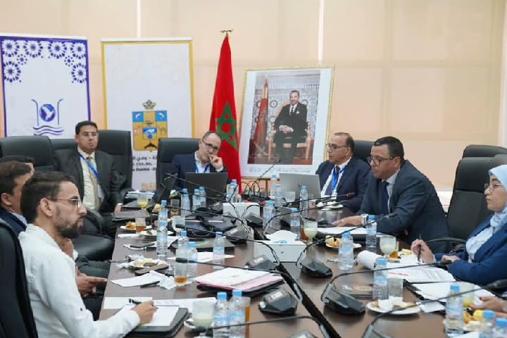 جامعة عبد المالك السعدي تُعزّز كفاءات منتخبي جهة الداخلة في تدبير المالية المحلية