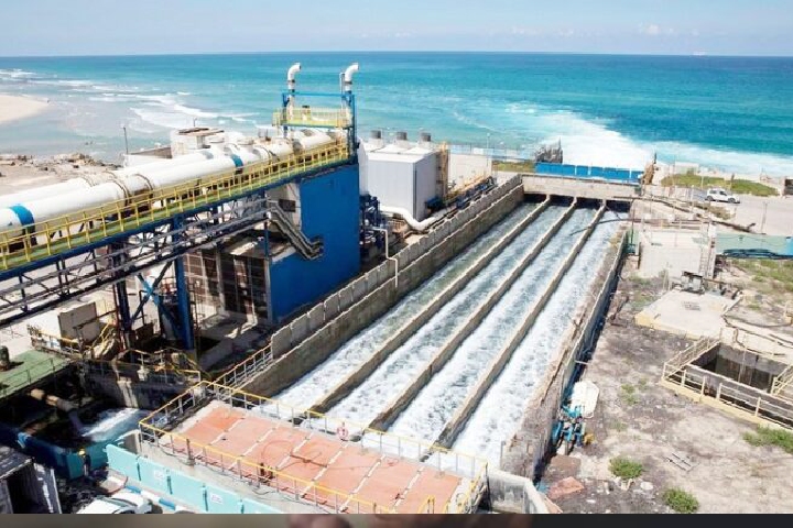 بلادنا‭ ‬تعزز‭ ‬مكانتها‭ ‬كأحد‭ ‬الدول‭ ‬الرائدة‭ ‬إفريقيًا‭ ‬في‭ ‬مجال‭ ‬تحلية‭ ‬المياه