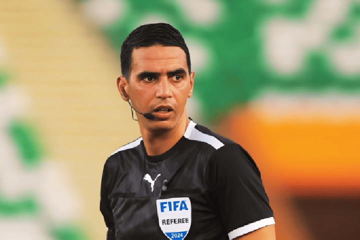 الكاف تكشف لائحة حكام كأس أمم إفريقيا 2025 بالمغرب