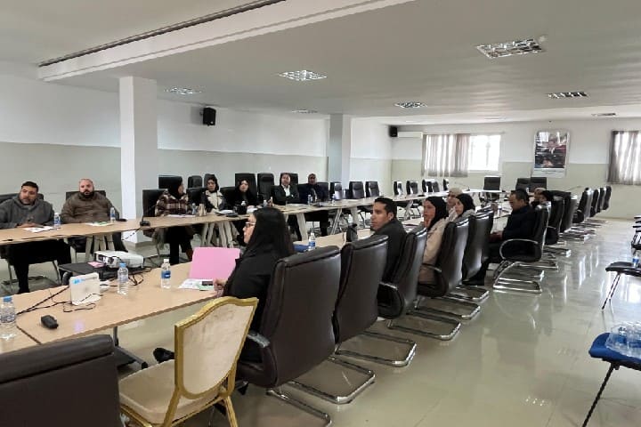 العرائش: العصبة المغربية للتربية الأساسية ومحاربة الأمية ورابطة أساتذة التعليم العالي تنظمان:  دورة تكوينية في مجال "التمكين الرقمي" بالعرائش