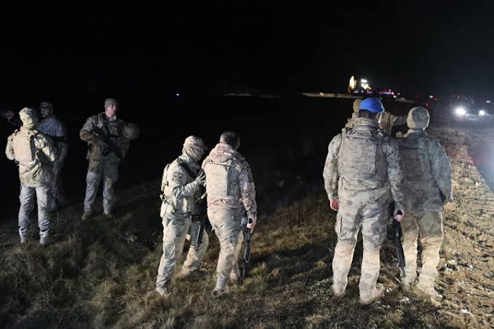 مقتل رئيس أركان الجيش الليبي ومسؤولين كبار في حادث تحطم طائرة