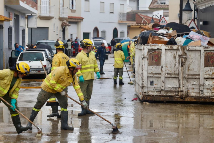 ثلاثة قتلى.. حصيلة فيضانات جنوب إسبانيا