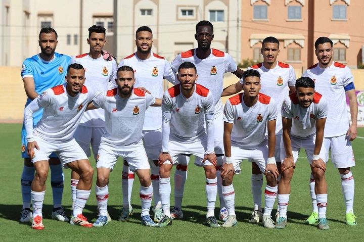 لا تغيير على مستوى ثلاثي مقدمة الترتيب وشباب المسيرة المستفيد الوحيد