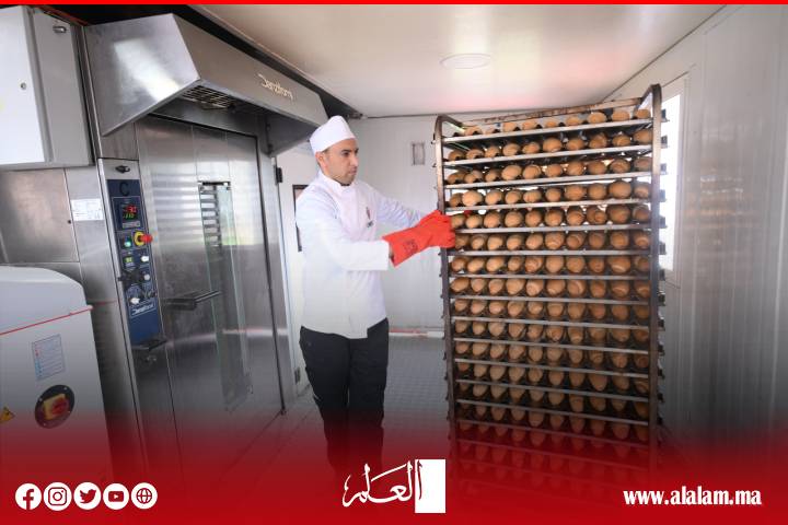 مديرية الأمن تعبئ وحدتين متنقلتين لتموين الساكنة المتضررة بالقصر الكبير