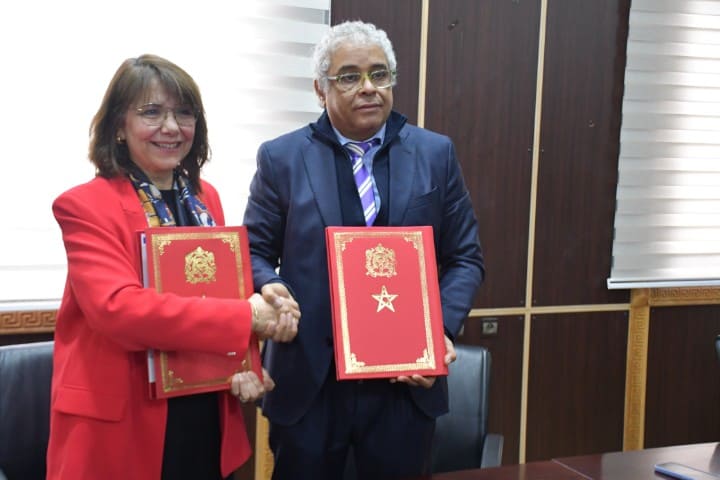 وجدة تشهد حفل توقيع اتفاقية استراتيجية لتعزيز العلوم