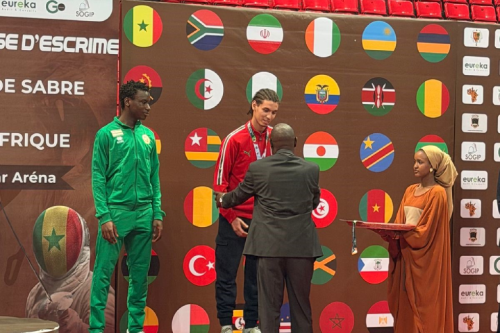 البونجيمي يفوز بالبرونز في بطولة افريقيا للمبارزة بالسينغال
