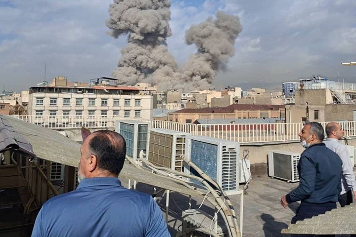 الحرب تشتعل بين إيران والولايات المتحدة وحليفتها إسرائيل