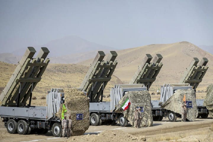 الإمارات تنجح في صد هجوم مئات الصواريخ والمسيرات الإيرانية