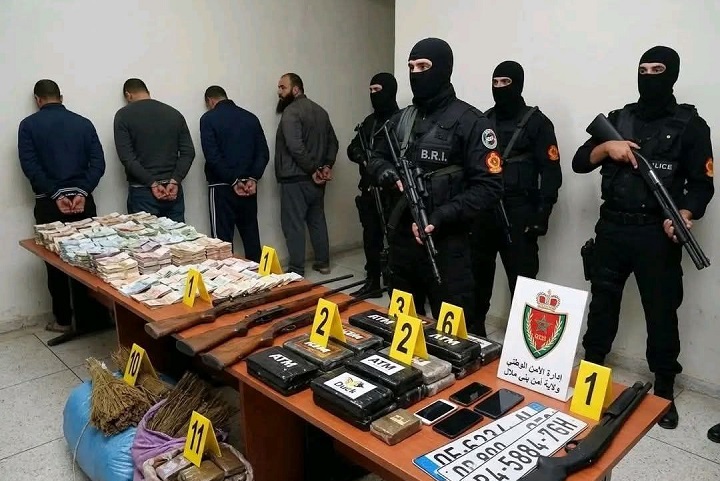 أمن بني ملال يوقف عصابة متورطة في محاولة قتل شرطي