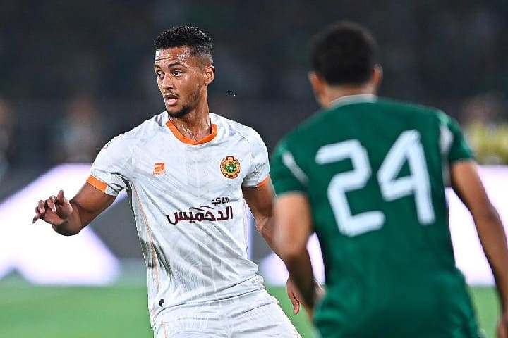 نهضة بركان يقلب الطاولة في كيغالي ويبلغ نصف نهائي دوري أبطال إفريقيا