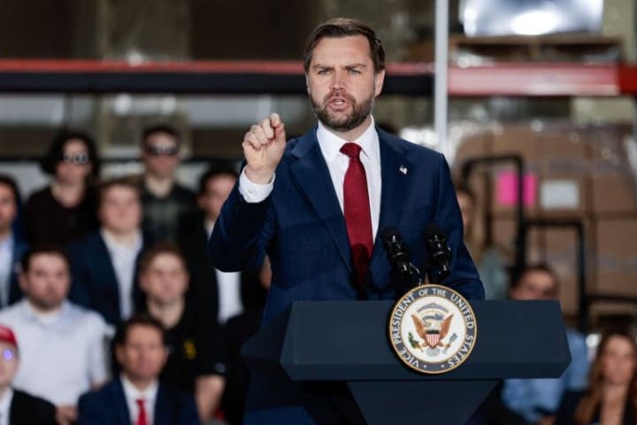 فانس يؤكد تعثر المفاوضات بين واشنطن وطهران في إسلام أباد