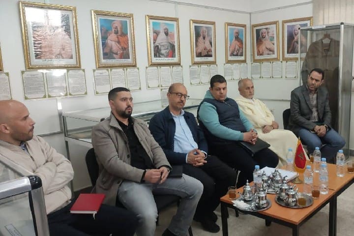 رحلة الوحدة والتحرر: قراءة في الدلالات التاريخية لزيارة محمد الخامس لطنجة والقصر الكبير