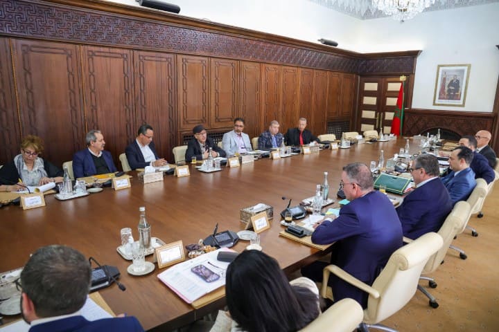 حوار أبريل 2026… ترحيب نقابي حذر مقابل تعهد حكومي بتعبئة 48 مليار درهم لتعزيز السلم الاجتماعي