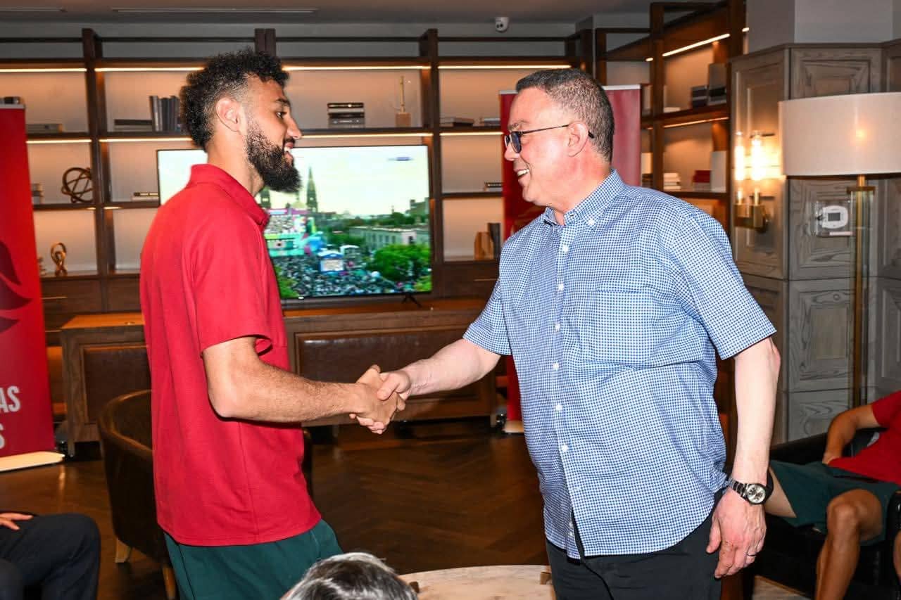 لقجع يزور إقامة المنتخب بنيوجيرسي لرفع المعنويات وتحفيز الأسود