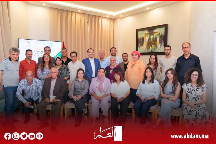 صحافيون وحقوقيون يحددون ضوابط التناول الإعلامي لقضايا الفساد والرشوة